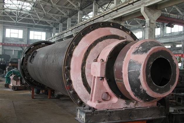 Φ2.2×6.4m生料球磨機小齒輪軸承下座斷裂的修復(fù)方法